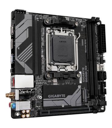 GIGABYTE B650I AX Placa Base - AMD Ryzen Serie 9000, VRM De 5+2+1 Fases, Hasta 6400 MHz DDR5 (OC), 1xPCIe 4.0 M.2, LAN 2,5 GbE, 