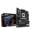 GIGABYTE Placa Base X870E AORUS PRO - Compatible Con CPUs AMD Ryzen 9000, VRM Digital De 16+2+2 Fases, Hasta 8000MHz DDR5 (OC), 
