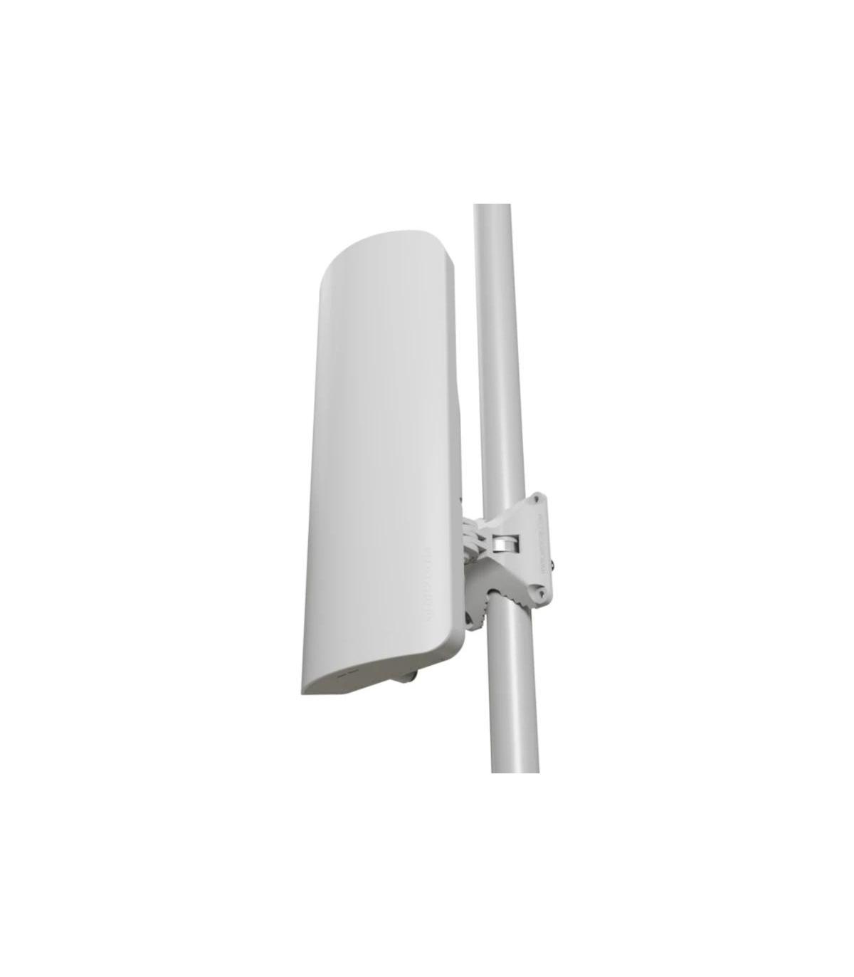 MikroTik mANTBox ax 15s WiFi6 1xGbE 1x2.5G SFP Out